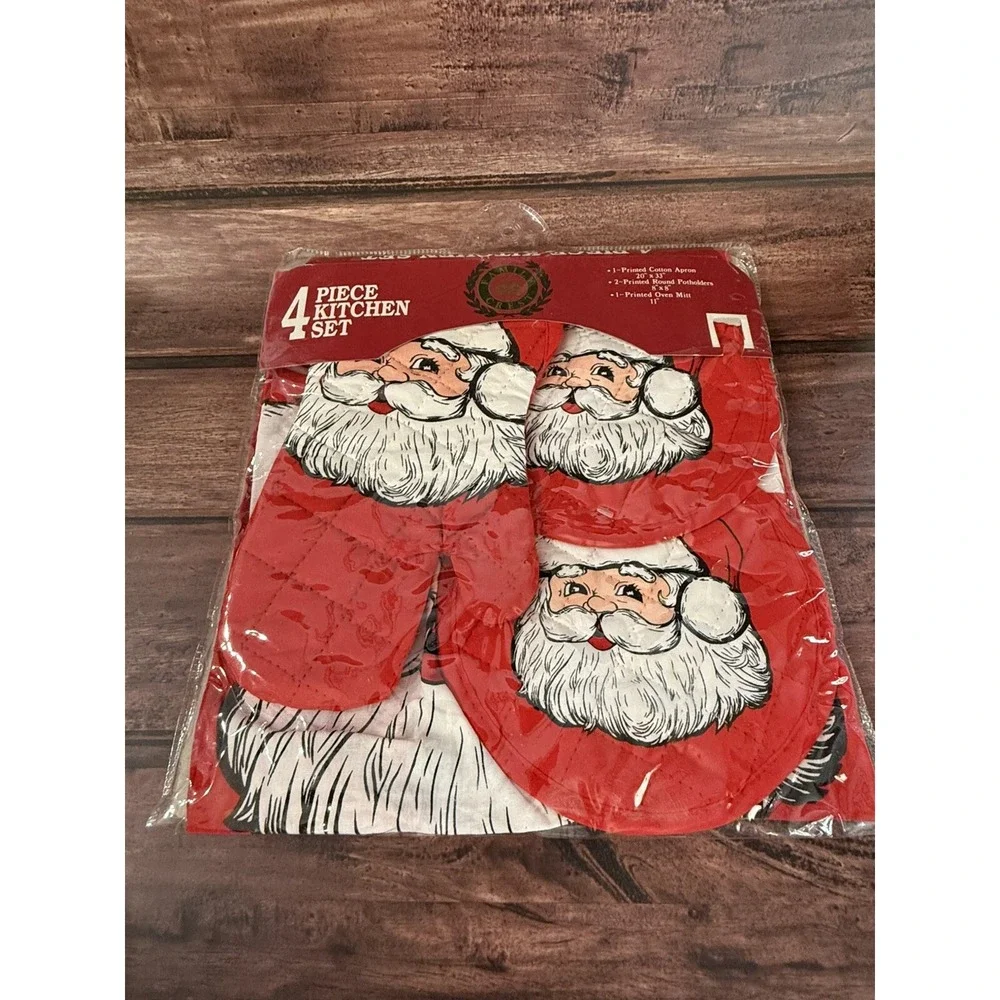 4 pc KITCHEN SET: 2 POT HOLDERS, 1 OVEN MITT, & 1 APRON —CHRISTMAS SANTA